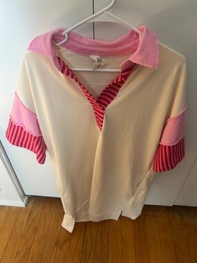 entro Cream Polo with Pink Collar and Red-Pink Stripes